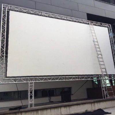 Cinemascreen 8 x 4m